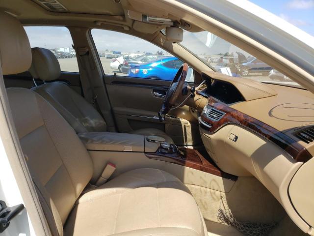 Photo 5 from auction – 2011 MERCEDES-BENZ S 550 with VIN WDDNG7BB2BA409600