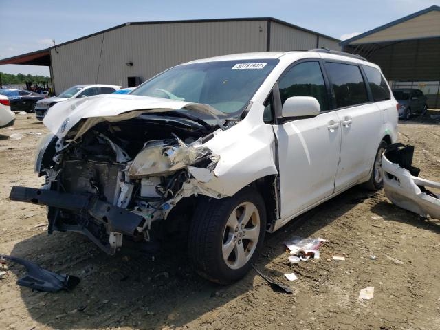 Photo 2 from auction – 2011 TOYOTA SIENNA XLE with VIN 5TDKK3DC6BS114285