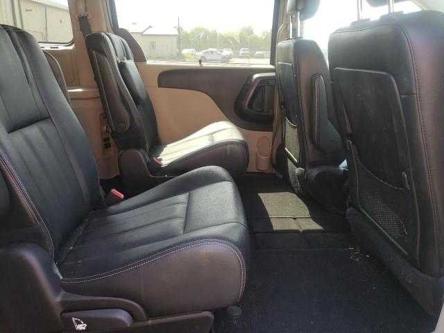 Photo 6 from auction – 2016 CHRYSLER TOWN & COU with VIN 2C4RC1BG7GR283480