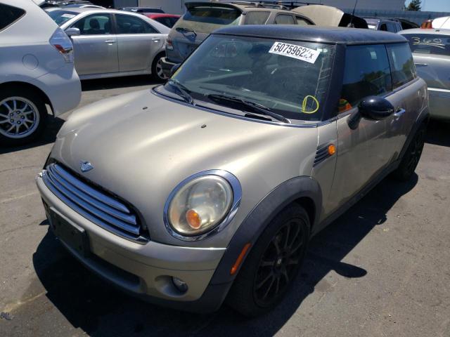 Photo 4 from auction – 2007 MINI COOPER with VIN WMWMF33517TT57766