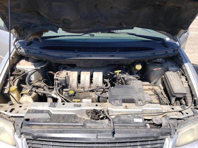 Photo 7 from auction – 2000 CHRYSLER TOWN & COU with VIN 1C4GP64L5YB623910