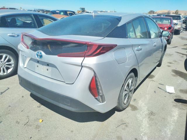 Photo 4 from auction – 2018 TOYOTA PRIUS PRIM with VIN JTDKARFP0J3085209