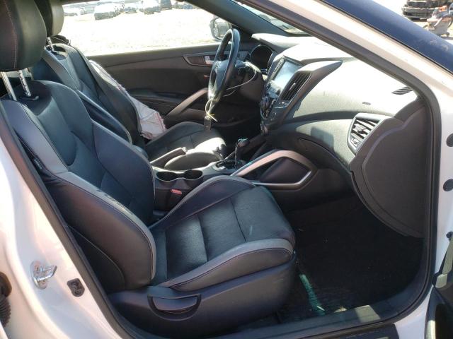Photo 5 from auction – 2017 HYUNDAI VELOSTER T with VIN KMHTC6AE2HU310622