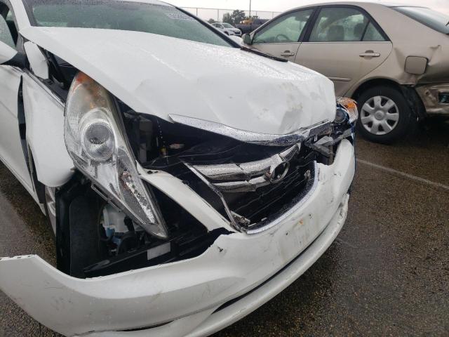 Photo 9 from auction – 2012 HYUNDAI SONATA SE with VIN 5NPEC4ABXCH422353
