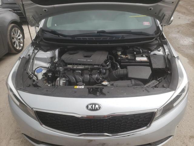 Photo 7 from auction – 2017 KIA FORTE LX with VIN 3KPFL4A7XHE017993