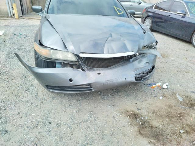 Photo 9 from auction – 2005 ACURA TL with VIN 19UUA66235A033880