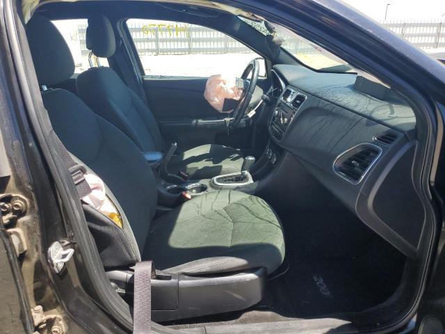 Photo 5 from auction – 2012 CHRYSLER 200 TOURIN with VIN 1C3CCBBB6CN117575