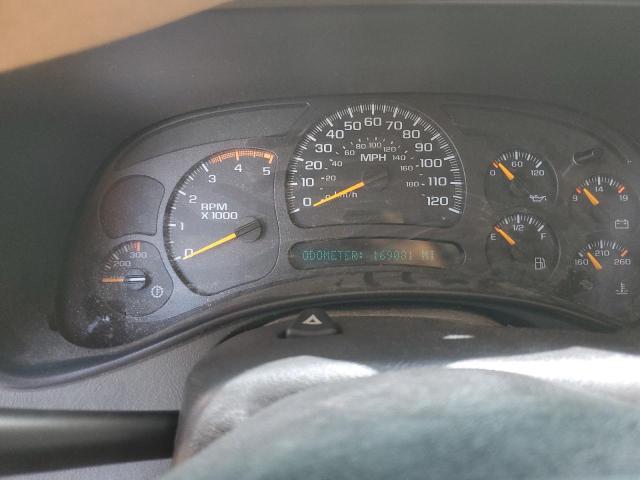 Photo 8 from auction – 2005 CHEVROLET 2500 with VIN 1GCHK29285E291757