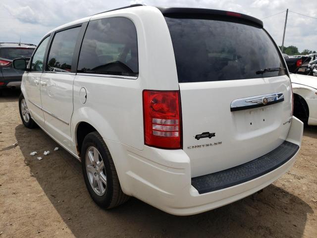 Photo 3 from auction – 2010 CHRYSLER TOWN & COU with VIN 2A4RR5D17AR245487