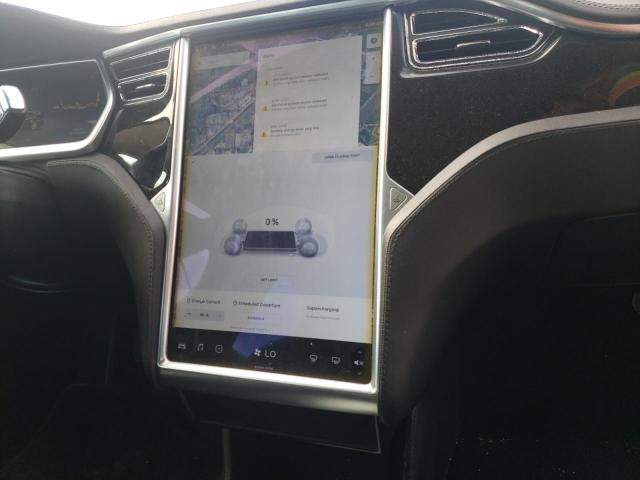 Photo 9 from auction – 2013 TESLA MODEL S with VIN 5YJSA1AG4DFP08489