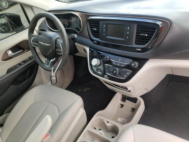 Photo 9 from auction – 2017 CHRYSLER PACIFICA L with VIN 2C4RC1CG6HR657707