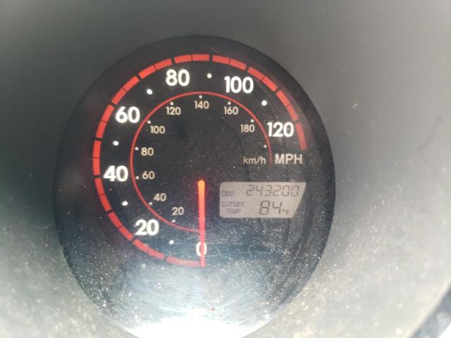 Photo 8 from auction – 2005 TOYOTA MATRIX with VIN 2T1KR32E35C553490