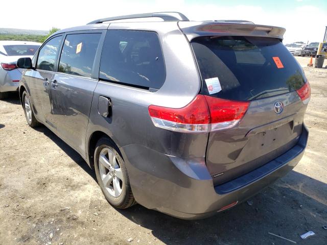 Photo 3 from auction – 2014 TOYOTA SIENNA LE with VIN 5TDKK3DC3ES426052