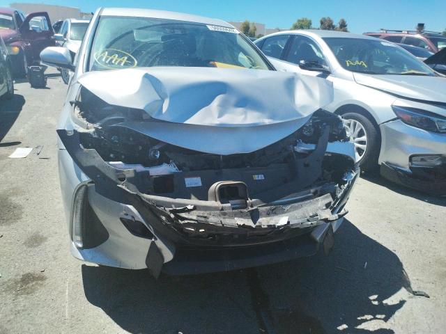 Photo 9 from auction – 2018 TOYOTA PRIUS PRIM with VIN JTDKARFP0J3085209