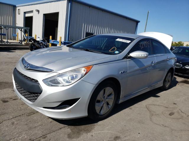 Photo 2 from auction – 2015 HYUNDAI SONATA HYB with VIN KMHEC4A49FA125535