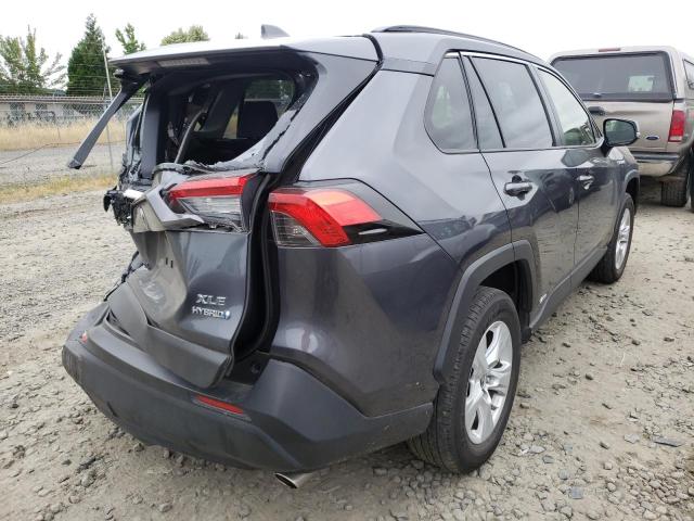 Photo 4 from auction – 2019 TOYOTA RAV4 XLE with VIN JTMRWRFV4KD022415