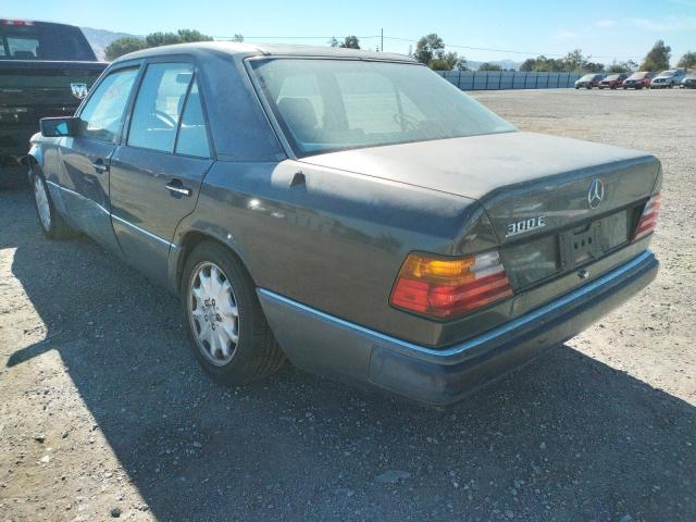 Photo 3 from auction – 1990 MERCEDES-BENZ 300 E with VIN WDBEA30D0LB208331