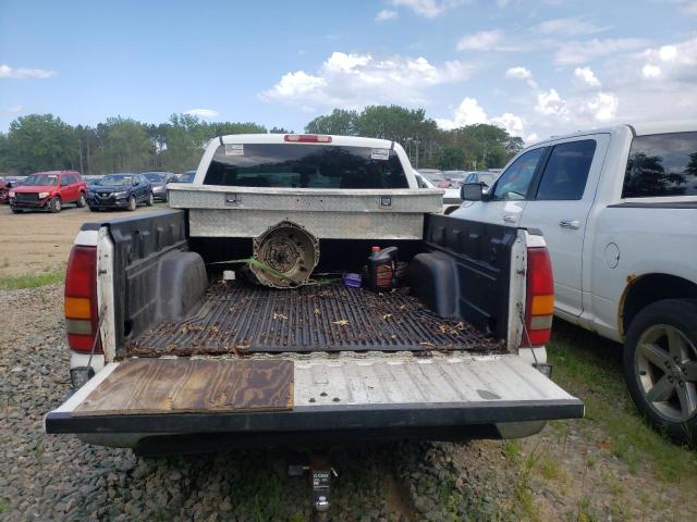 Photo 6 from auction – 2000 CHEVROLET SILVERADO with VIN 1GCEK19T5YZ327911