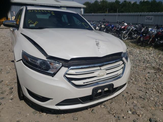 Photo 9 from auction – 2017 FORD TAURUS LIM with VIN 1FAHP2J80HG124423