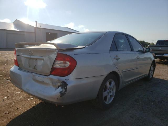 Photo 4 from auction – 2003 TOYOTA CAMRY LE with VIN 4T1BF32K33U552916