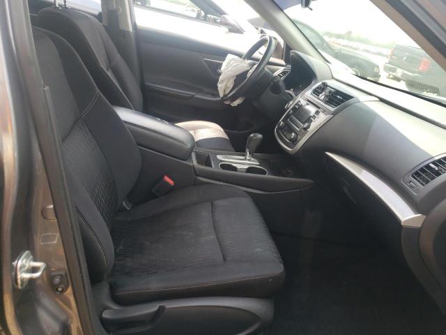 Photo 5 from auction – 2017 NISSAN ALTIMA 2.5 with VIN 1N4AL3AP8HC261904