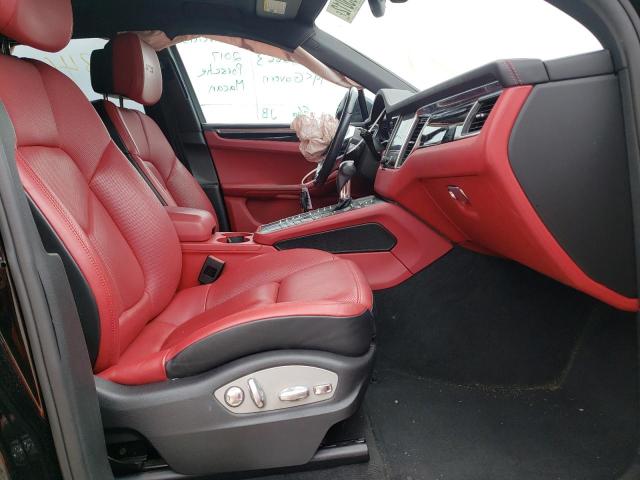 Photo 5 from auction – 2017 PORSCHE MACAN GTS with VIN WP1AG2A52HLB55065