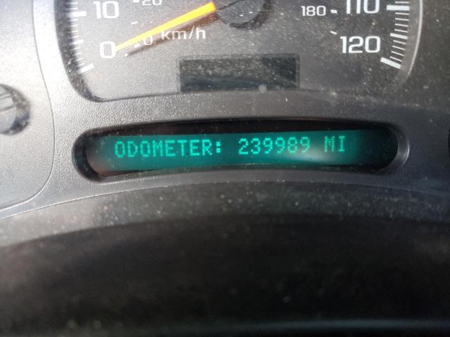 Photo 8 from auction – 2003 CHEVROLET SILVERADO with VIN 1GCEC14V53Z271905