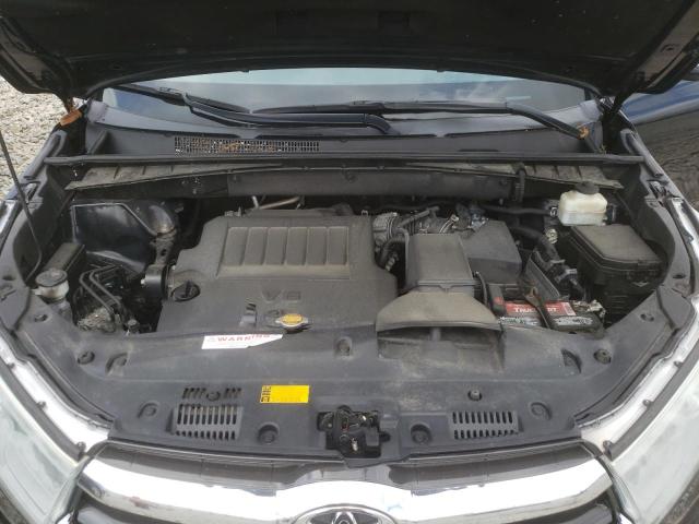 Photo 7 from auction – 2015 TOYOTA HIGHLANDER with VIN 5TDJKRFHXFS083586