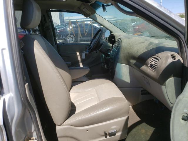 Photo 5 from auction – 2005 DODGE GRAND CARA with VIN 2D4GP44L65R281131