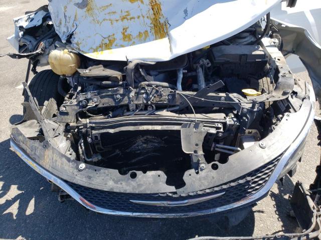 Photo 7 from auction – 2015 CHRYSLER 200 C with VIN 1C3CCCCGXFN662943