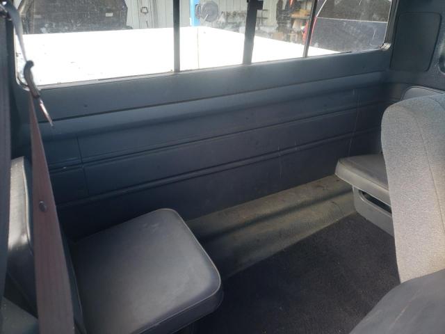 Photo 6 from auction – 1992 FORD F150 with VIN 1FTEX15N0NKB66378