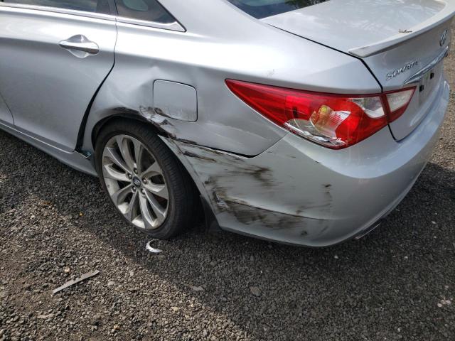 Photo 9 from auction – 2012 HYUNDAI SONATA SE with VIN 5NPEC4AB2CH327138