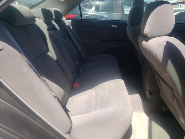 Photo 6 from auction – 2005 TOYOTA CAMRY LE with VIN 4T1BE30K15U528400