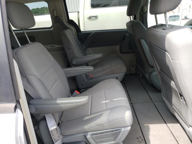 Photo 6 from auction – 2008 CHRYSLER TOWN & COU with VIN 2A8HR44H88R624669