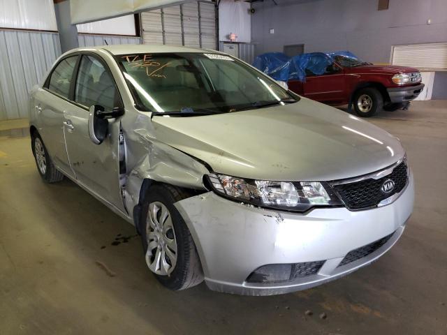 Photo 9 from auction – 2013 KIA FORTE EX with VIN KNAFU4A2XD5738349