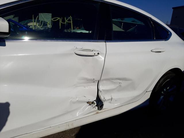 Photo 9 from auction – 2015 CHRYSLER 200 LIMITE with VIN 1C3CCCAB8FN579339