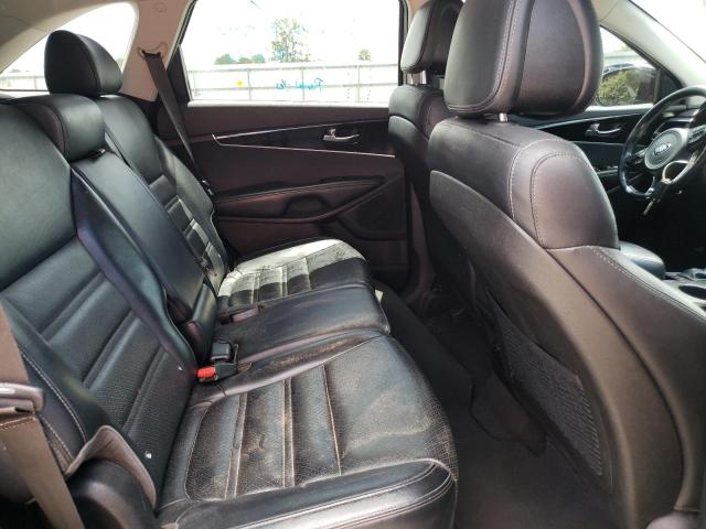 Foto 6 de la subasta – 2016 KIA SORENTO EX con VIN 5XYPH4A19GG044802