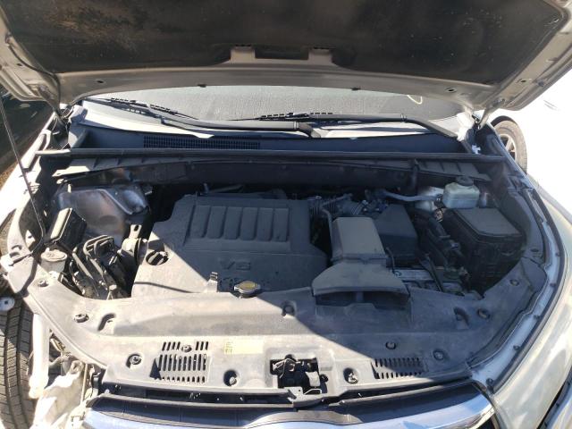 Photo 7 from auction – 2015 TOYOTA HIGHLANDER with VIN 5TDDKRFH3FS184630