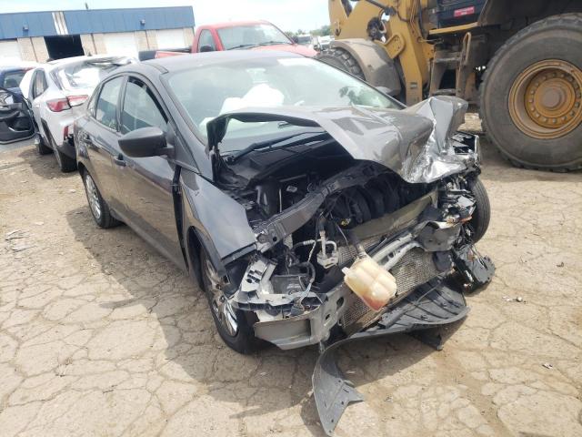 FORD FOCUS S 2015 with VIN 1FADP3E24FL239881 - Photo from auction