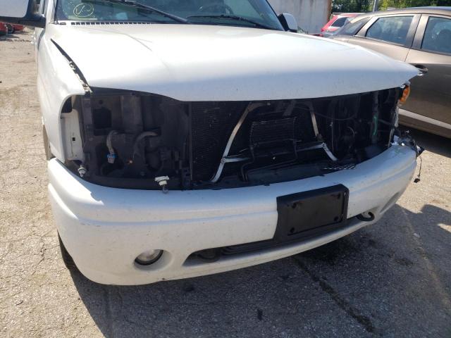 Photo 9 from auction – 2002 GMC DENALI XL with VIN 1GKFK66U32J334087