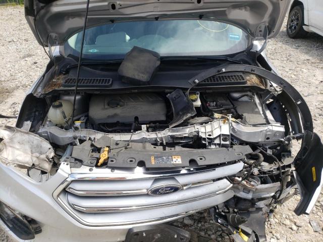 Photo 7 from auction – 2017 FORD ESCAPE SE with VIN 1FMCU9GD9HUA52614