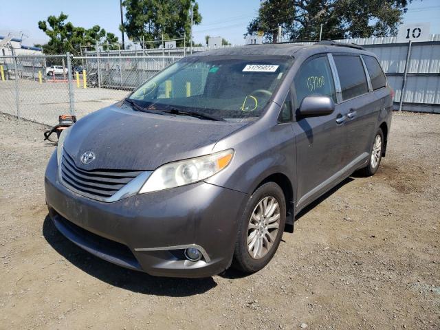 Photo 2 from auction – 2011 TOYOTA SIENNA XLE with VIN 5TDYK3DC2BS095163
