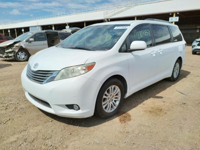 Photo 2 from auction – 2012 TOYOTA SIENNA XLE with VIN 5TDYK3DC0CS205970