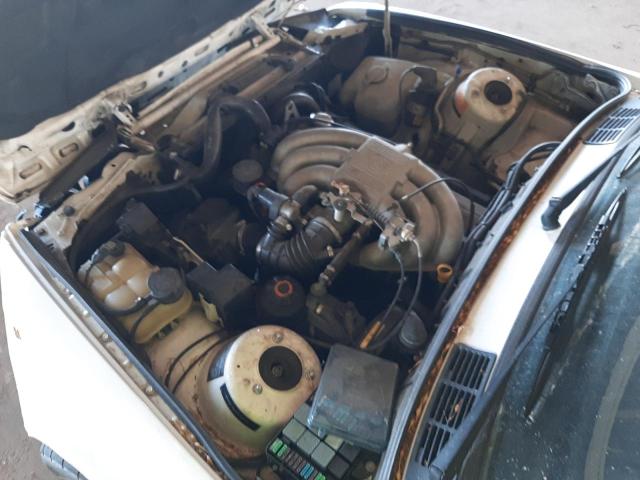 Photo 7 from auction – 1989 BMW 325 I AUTO with VIN WBAAA2304KAE71980