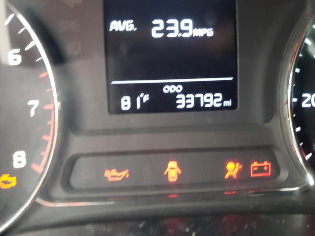Photo 8 from auction – 2017 KIA FORTE LX with VIN 3KPFK4A75HE027852