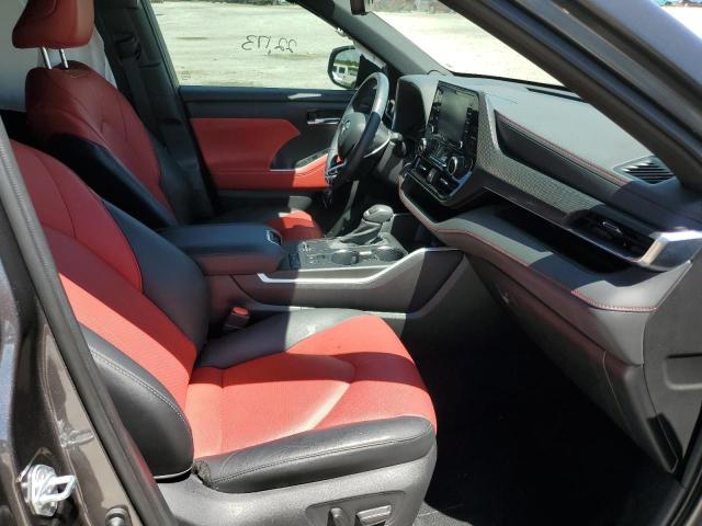 Photo 5 from auction – 2021 TOYOTA HIGHLANDER with VIN 5TDLZRAH1MS060397