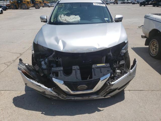 Photo 9 from auction – 2018 NISSAN ROGUE S with VIN 5N1AT2MT7JC704669