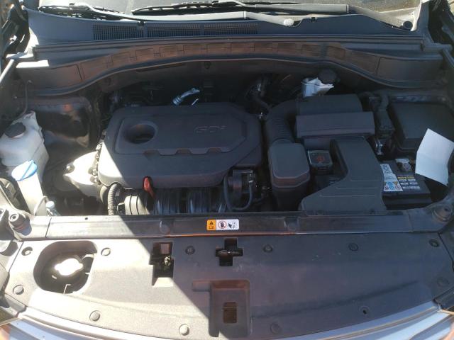 Photo 7 from auction – 2017 HYUNDAI SANTA FE S with VIN 5NMZU3LB0HH007682