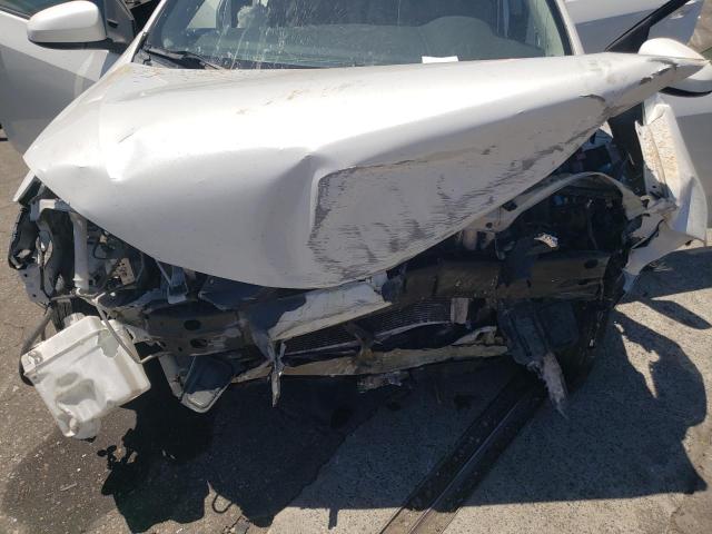 Photo 7 from auction – 2017 TOYOTA COROLLA LE with VIN 5YFBPRHE5HP673361