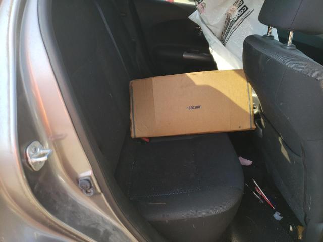 Photo 6 from auction – 2015 NISSAN JUKE S with VIN JN8AF5MV2FT560071